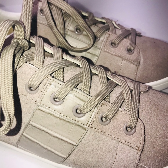 Sam Edelman Marquette Beige Sneaker - Picture 8 of 8
